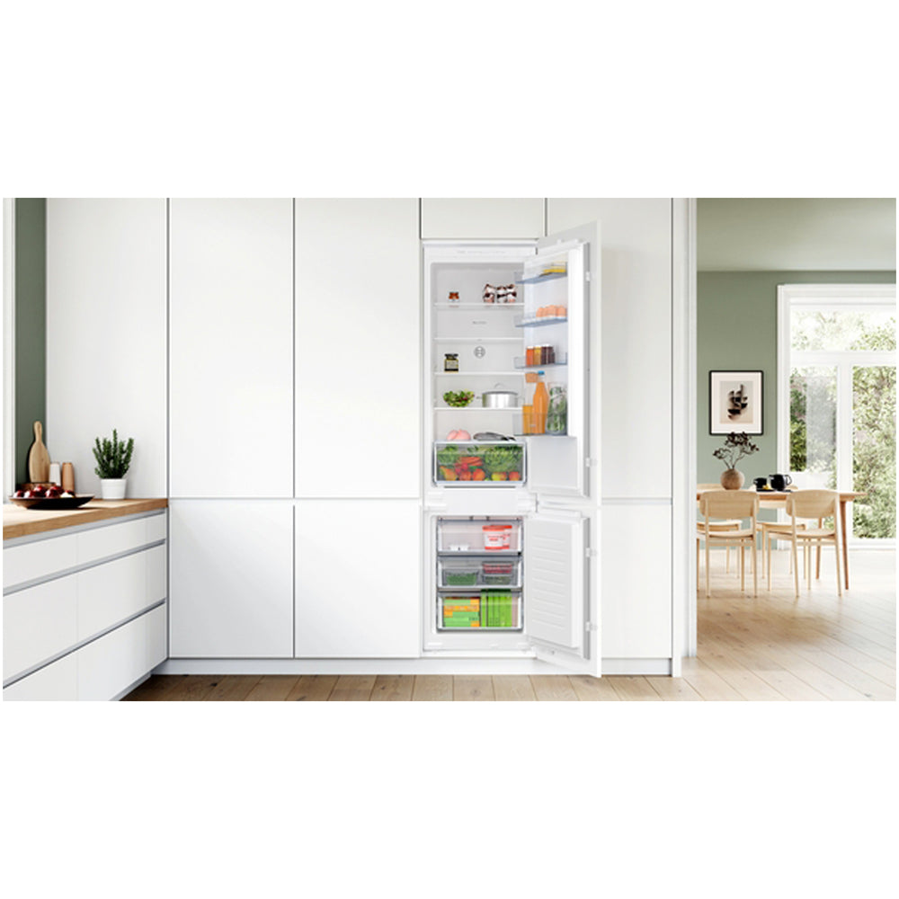 Bosch KIN96NSE0G Series 2 Fully Integrated 60-40 Fridge Freezer Frost Free - E Rated