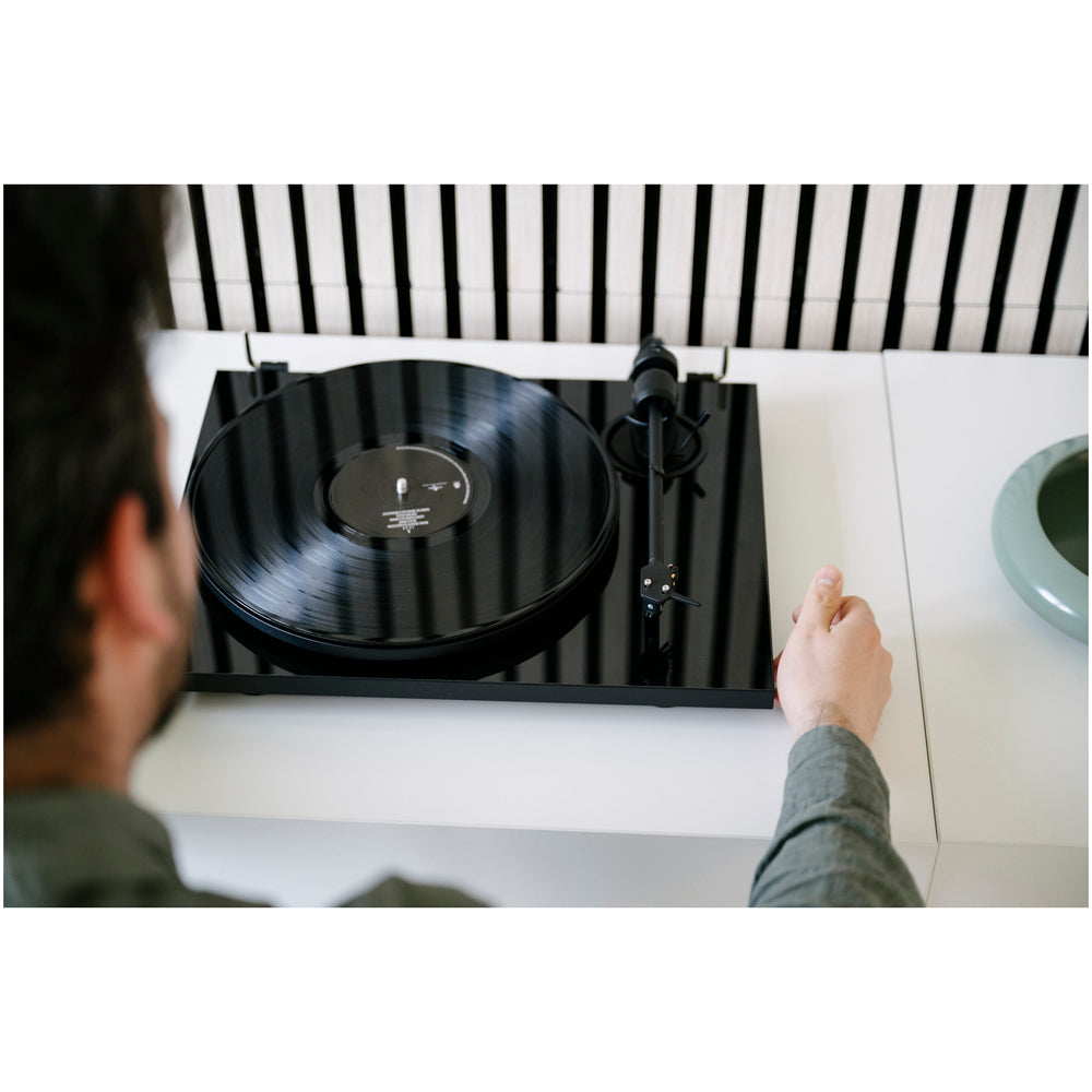 Pro-Ject E1.2 Plug and Play Entry Level Audiophile Grade Manual Turntable Black