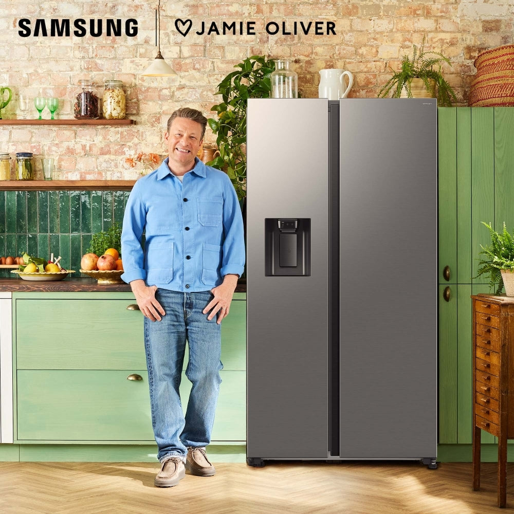 Samsung RS70F65KETEU Series 6 SpaceMax 640L American Style Smart Fridge Freezer - Silver