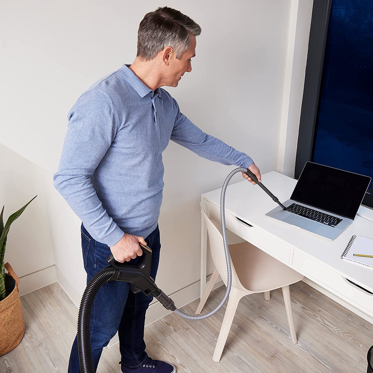 Shark NZ691UKT Anti Hair Wrap Upright Vacuum Cleaner Pet Model with Home and Car Cleaning Kit - Porsche Green NZ691UKTKIT