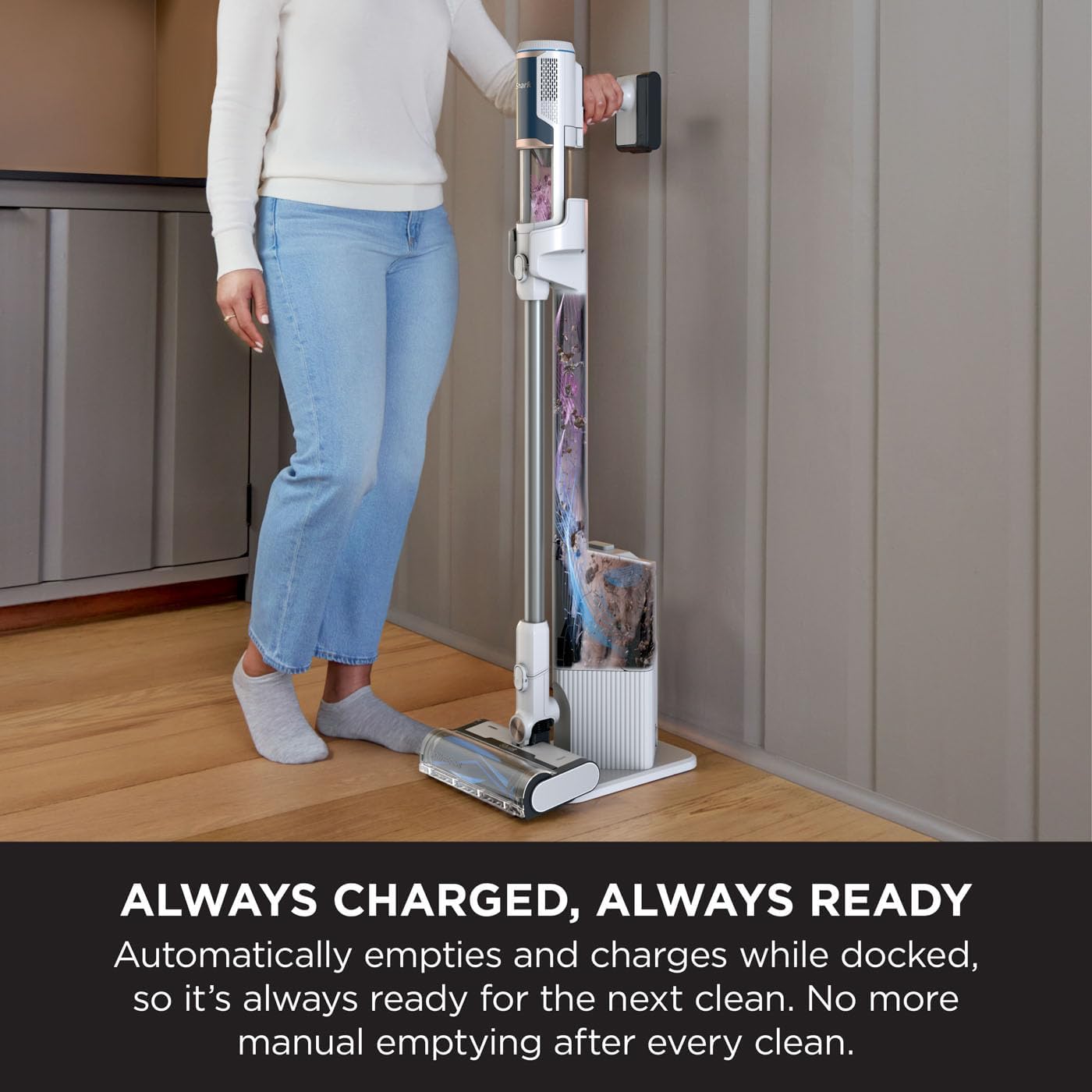 Shark BU3521UK Cordless Stick Vacuum Cleaner with Auto-Empty System White CLEARANCE